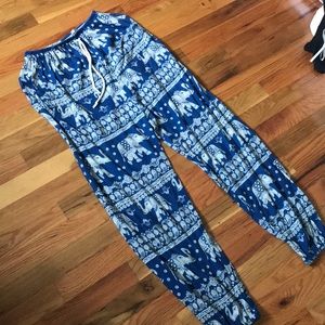 Fully adjustable blue elephant pants size S